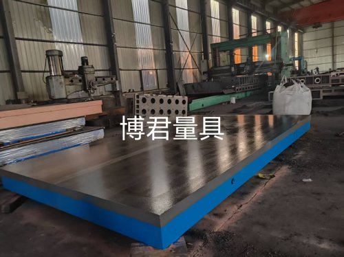 鑄鐵平臺(tái)應(yīng)用在汽車工業(yè)